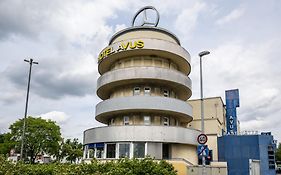 Hotel Und Rasthof Avus